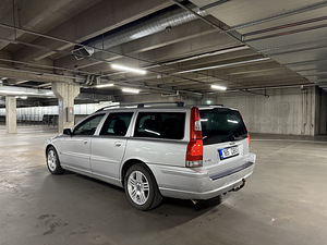 Volvo v70 2.4D Facelift евро 3 (3 фото из 8)