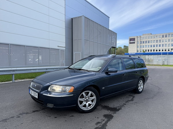 Volvo v70 2.4d 136kw