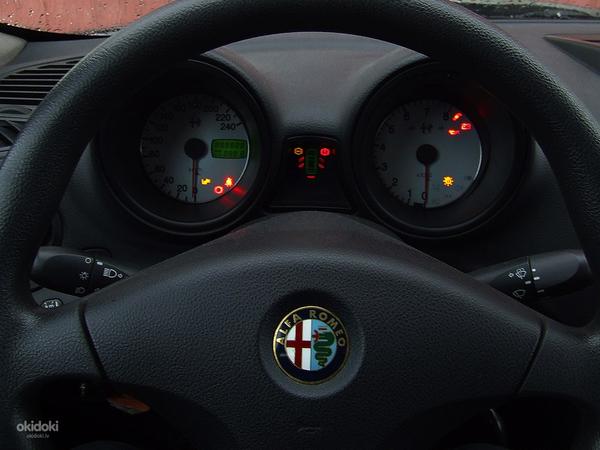 Alfa Romeo Alfa 156 (фото #4)
