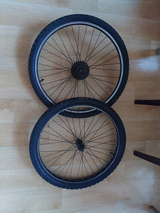 Колеса 24" (1 фото из 3)