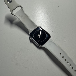 Apple Watch Series 5, 44 mm (2 foto / 4)