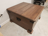Диван-стол из массива дерева