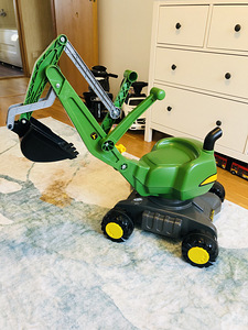 Экскаватор John Deere (дети) (2 фото из 7)