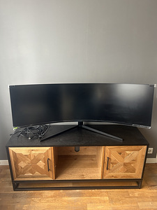 Müüa suur mänguri kuvar Samsung Odyssey G9 C49G95TSSR (1 foto / 10)