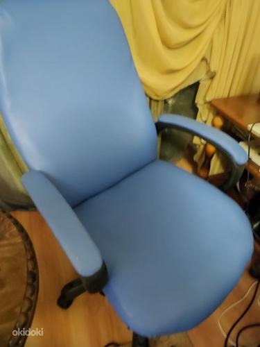 Компьютерное кресло (фото #1)