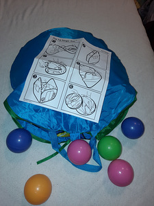 Laste telk-maja pallidega Ks Kids Cafe (10 foto / 10)