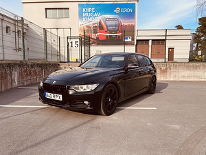 BMW 320d sport (1 foto / 12)