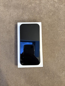 iPhone 15 Pro 128gb (2 foto / 3)