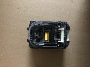 Makita trell+4.0ah aku (5 foto / 9)