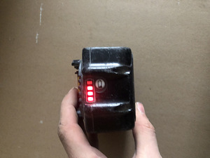 Makita trell+4.0ah aku (9 foto / 9)