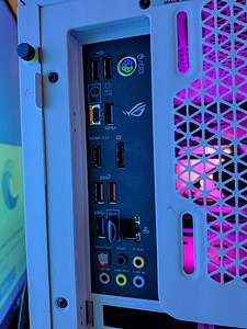 Budget PC Ryzen 5 2600x/GTX 1070/32GB DDR4 (4 foto / 8)