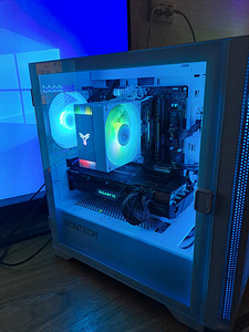 Budget Gamer Ryzen 5500/RX5700XT/32GB/M.2 1TB (2 foto / 6)