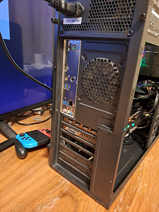 Mängur Ryzen 5 3600/RX570/24GB DDR4 (5 foto / 5)