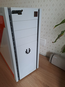 Lauaarvuti i7-5820K/RX570 4GB/24GB DDR4 (5 foto / 5)