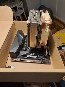 I3-8350k+Rog Strix B360-i+16GB DDR4+Cooler (2 foto / 5)