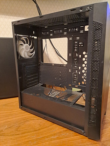 Arvuti osadeks:i7 10gen/ram jne (4 foto / 10)