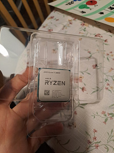 Ryzen 5 3600X (1 фото из 4)