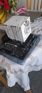 I9 12900k/Gigabyte Z690M Aorus Elite/Deepcool AK620 (5 foto / 6)