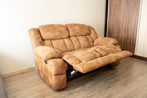 2-ne recliner diivan (3 foto / 9)