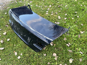Крышка багажника BMW E92 (2 фото из 8)