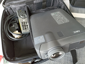 NEC MultiSync LT155 ja LT156 Data projector 2tk (4 foto / 6)