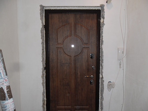 Изготовление и установка откосов на входные двери