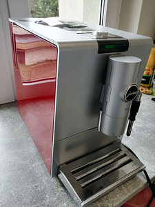 Jura espressomasin (1 foto / 2)