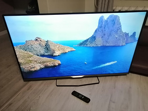 55-дюймовый телевизор Philips FullHD SmartTV (2 фото из 6)