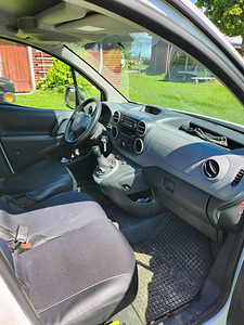 Citroen Berlingo (9 foto / 9)