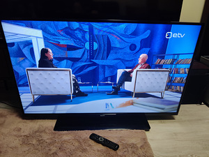 47-дюймовый телевизор Philips FullHD (1 фото из 4)