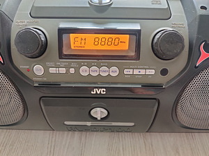 JVC Boombox muusikakeskus 12VDC (3 foto / 4)