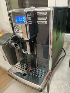 Philips LatteGo täisautomaatne kohvimasin (1 foto / 6)