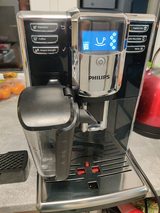 Philips LatteGo täisautomaatne kohvimasin (2 foto / 6)