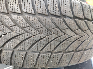 16" VW veljed lamellrehvidega (4 foto / 5)