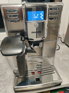 Philips täisautomaatne kohvimasin (1 foto / 7)