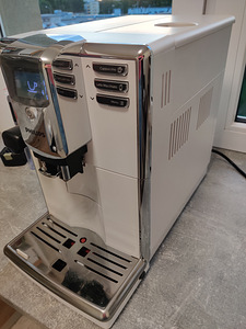 Philips täisautomaatne kohvimasin (3 foto / 7)