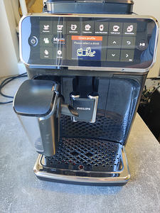 Philips LatteGo täisautomaatne espressomasin (1 foto / 9)
