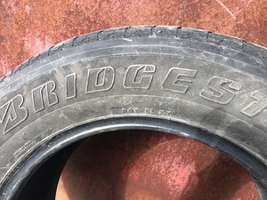 Bridgestone rehvid 265/60 R18 4 tk. (3 foto / 4)