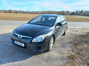 Hyundai i30 (1 foto / 5)