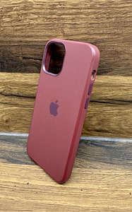 Apple’i silikoonümbris MagSafe toega iPhone 12/12 Pro (3 foto / 3)