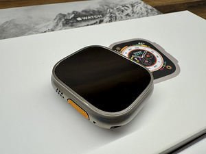 Apple Watch Ultra 49mm, Titanium, Green Alpine Loop M (4 foto / 5)