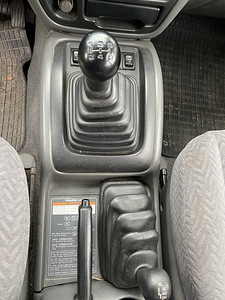 Suzuki Grand Vitara 2.0td MT (8 foto / 8)