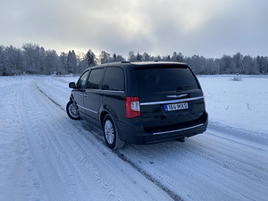 Chrysler Town & Country 3.6 211kw Limited (15 foto / 15)