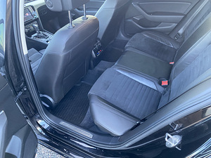 VW Passat 2.0 140kw Highline (10 foto / 13)