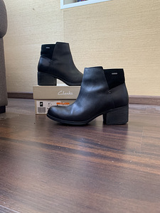 Полусапожки Clarks (1 фото из 1)