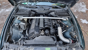 BMW E39 523i 1998 (13 фото из 14)