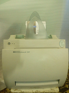Принтер HP LaserJet 1100 + картридж