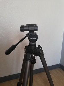 Statiiv Velbon Sherpa 550R (2 foto / 3)