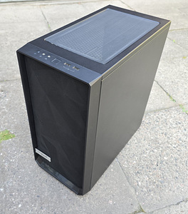Fractal Design Meshify C Tempered Glass PC case arvuti kast (3 foto / 4)