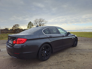 BMW 5-Series F10 525D 200KW 2010 (2 foto / 15)
